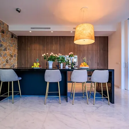 Martin Stone- Colinas Golf Country Villa *